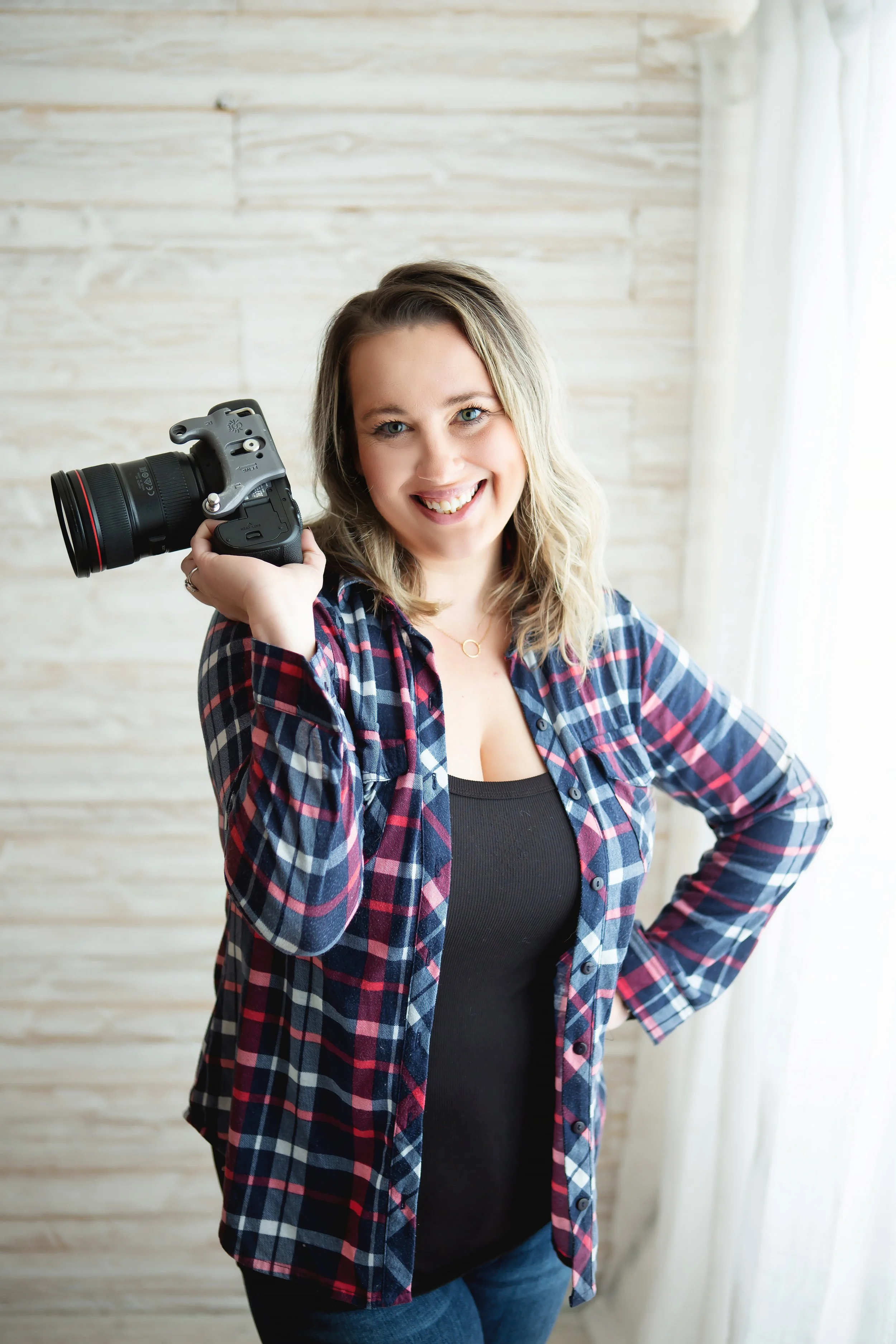 Mel - MShirley Photography